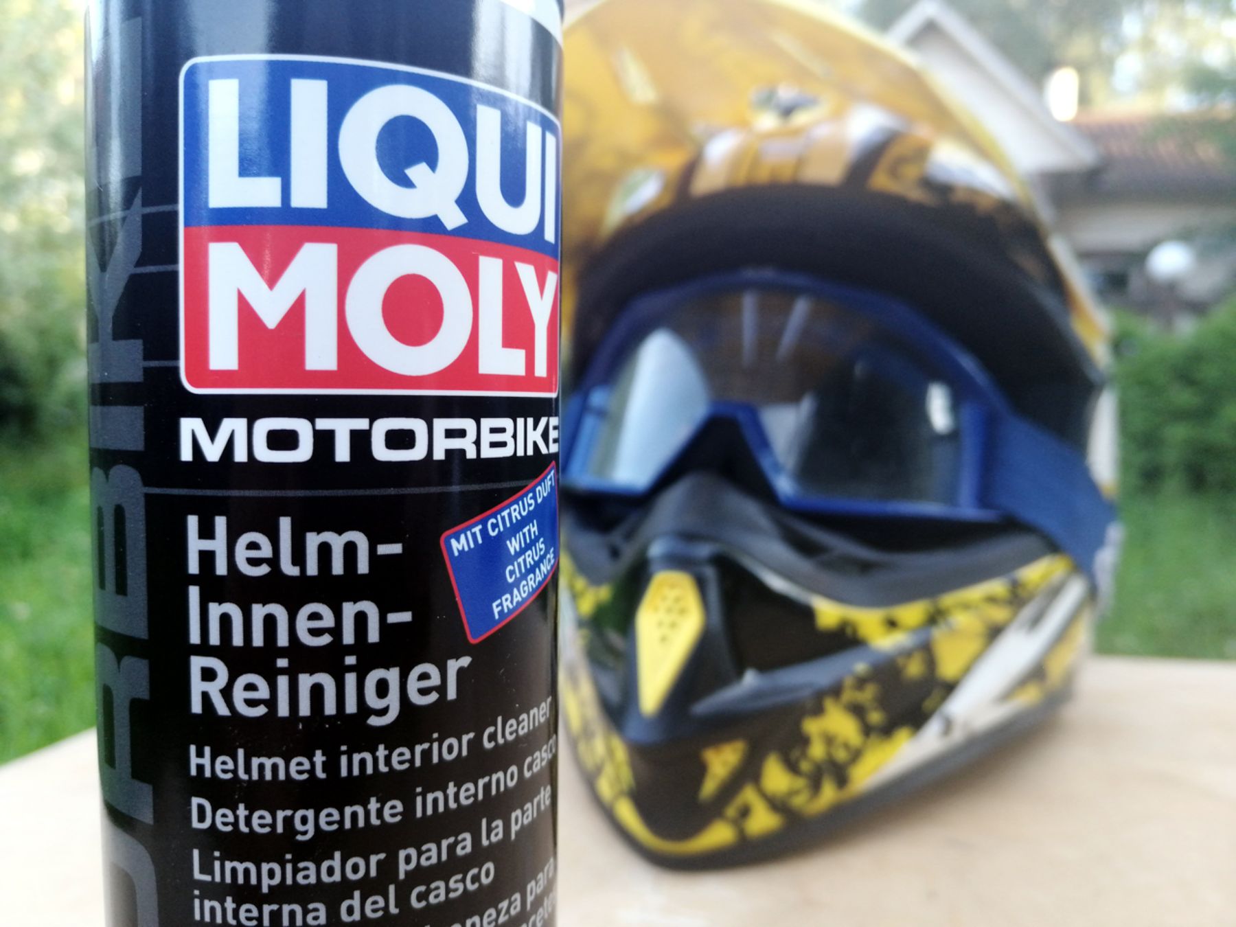 Очиститель внутренних поверхностей мотошлемов Liqui Moly